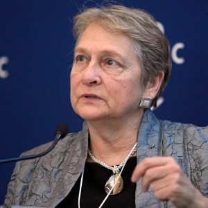 Laura Liswood